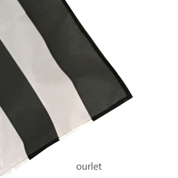 dejean-drapeaux-finition-ourlet-drapeaux-sur-hampe-provinces-et-regions