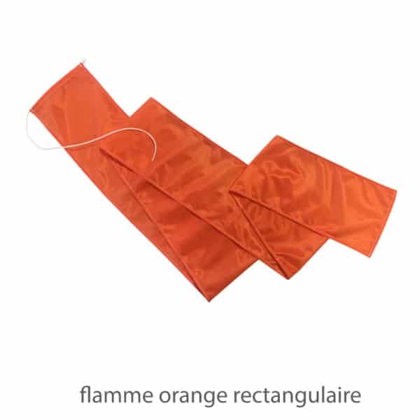 flamme-orange-rectangulaire avec ganse et drisse