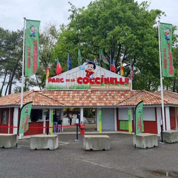 drapeaux-dejean-marine-parc-de-la-coccinelle