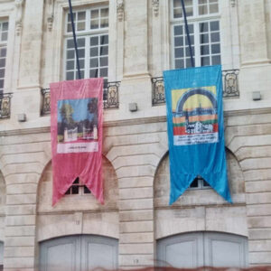 drapeaux-dejean-marine-drapeau-quatre-oriflamme-place-de-la-bourse-bordeaux