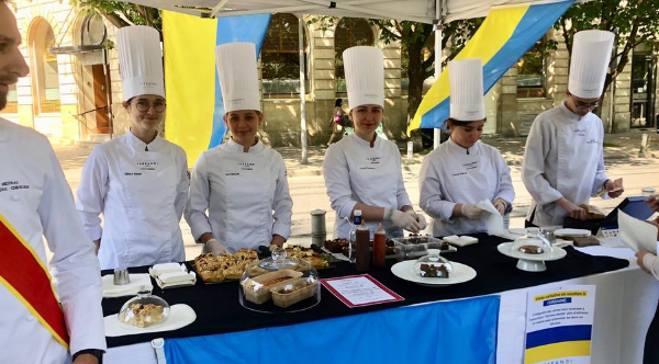 drapeaux-dejean-marine-sud-ouest-photo-etudiants-du-bachelor-se-mobilisent-pour-ukraine